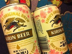 麒麟啤酒 粉色 豹纹包装
